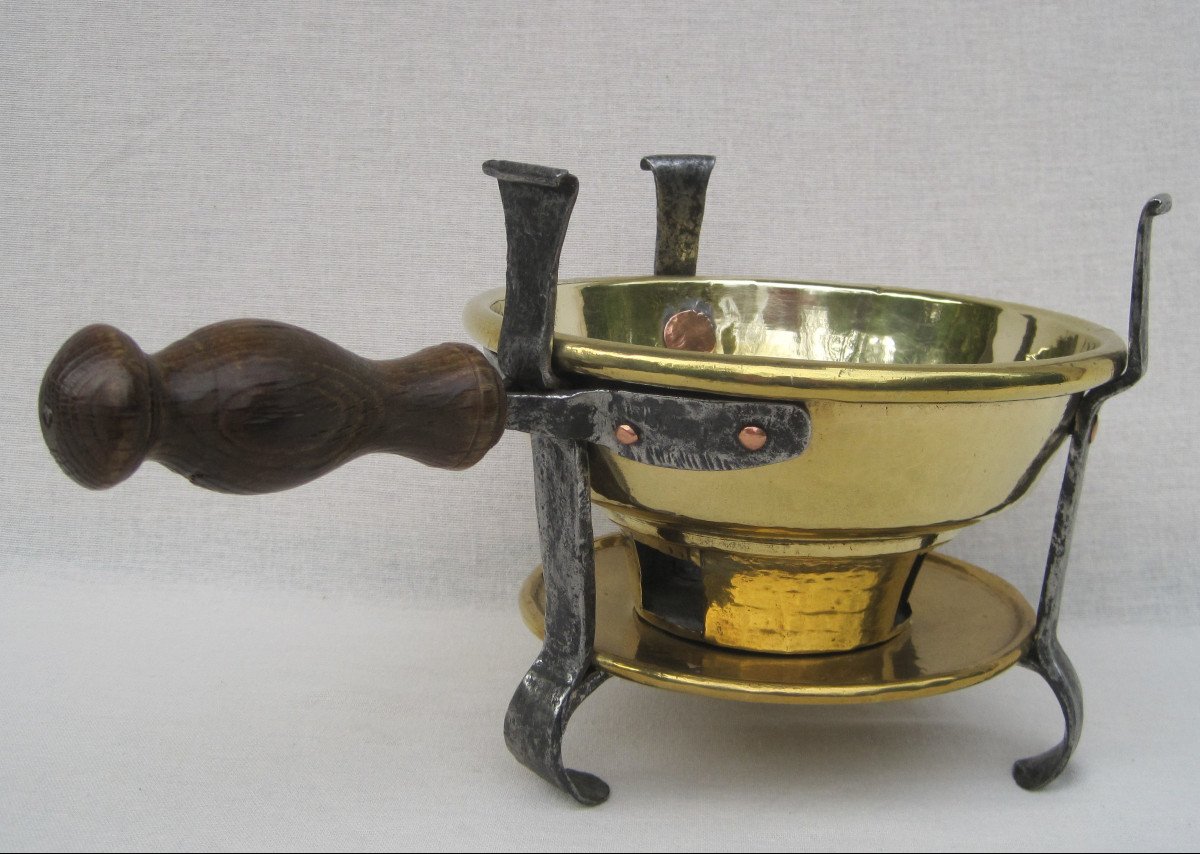 Table Stove, With Embers, In Brass. Normandy. 18th Century.-photo-2