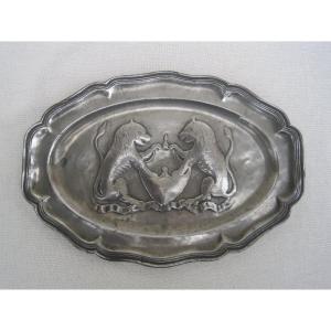 Oblong Dish, In Pewter. Paris. Decorated With Two Lions. Late 19th Century.