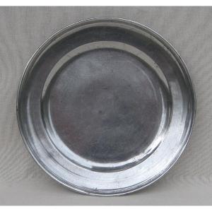 Pewter Plate. 18th Century.