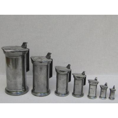 Homogeneous Series Of 7 Pewter Measures. Angers. 19th Century.