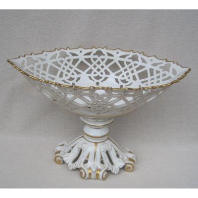 Important Basket-shaped Cup, Openwork In Paris Porcelain. 19th Century.