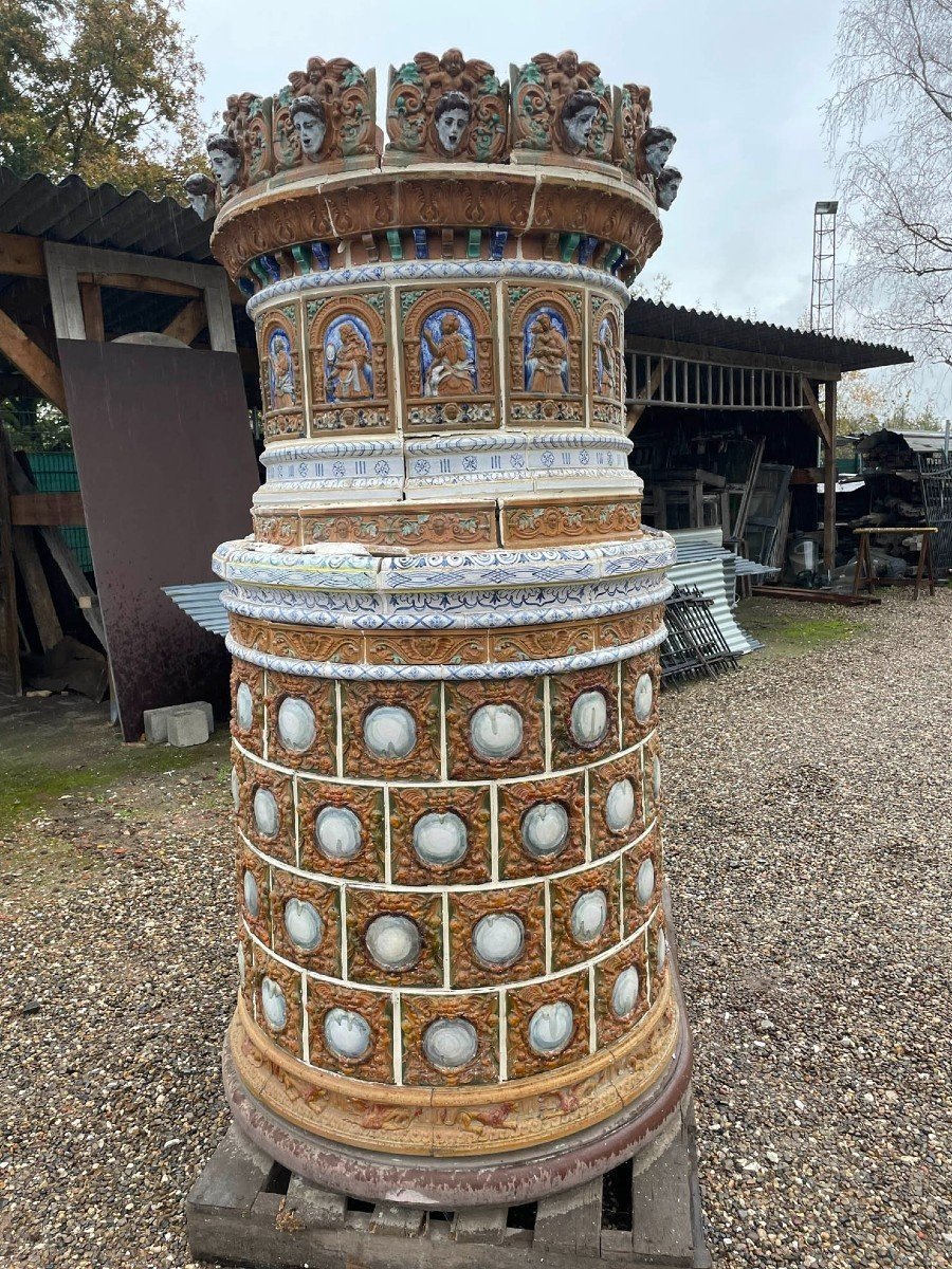 Poêle antique en faïence 19ème siècle 