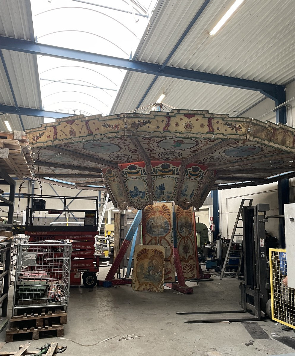 Exclusif les chaises volantes hollandais antique, carrousel de la kermesse, 20ème siècle