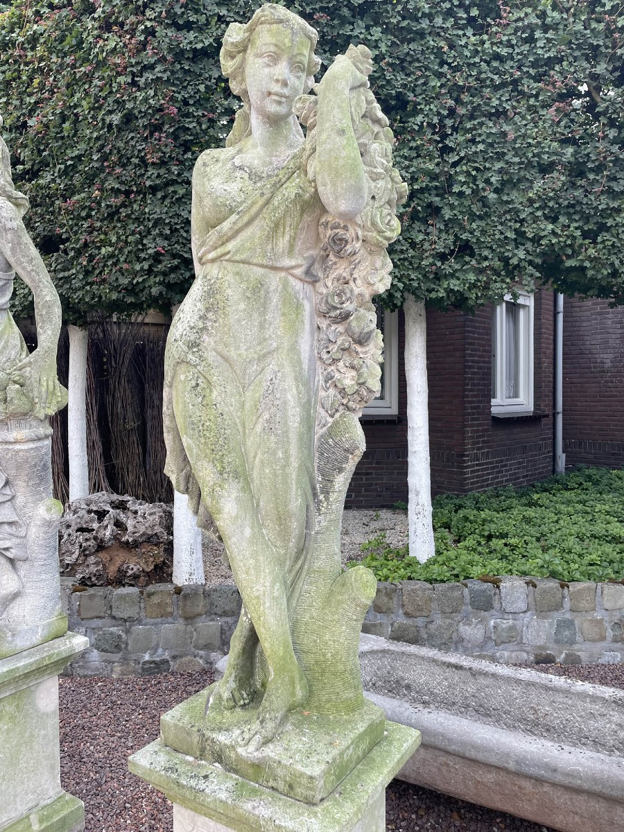 Antique Italian Limestone 4-season Statues-photo-4