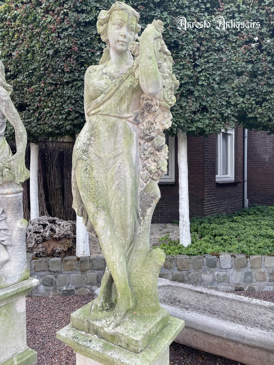 Antique Italian Limestone 4-season Statues-photo-4