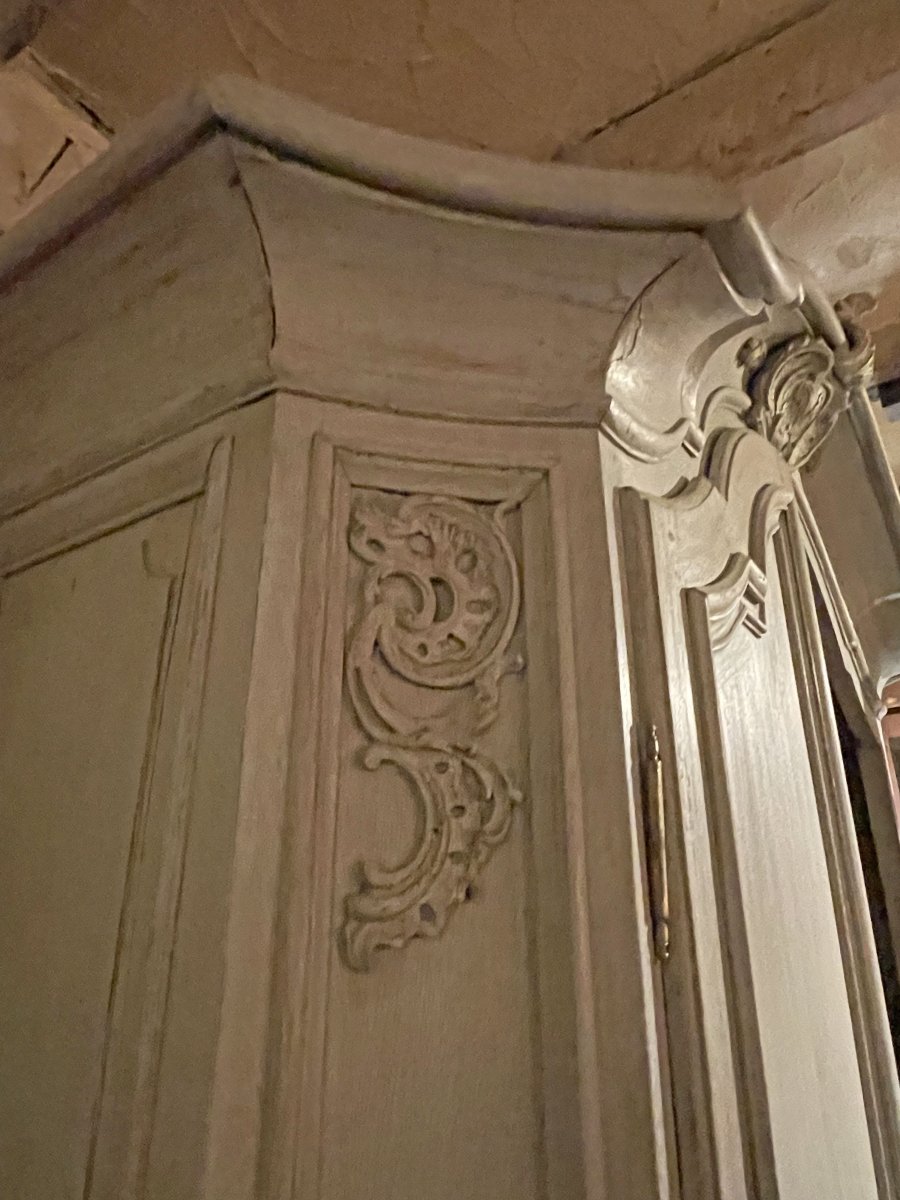 Antique Castle Cabinet-photo-7