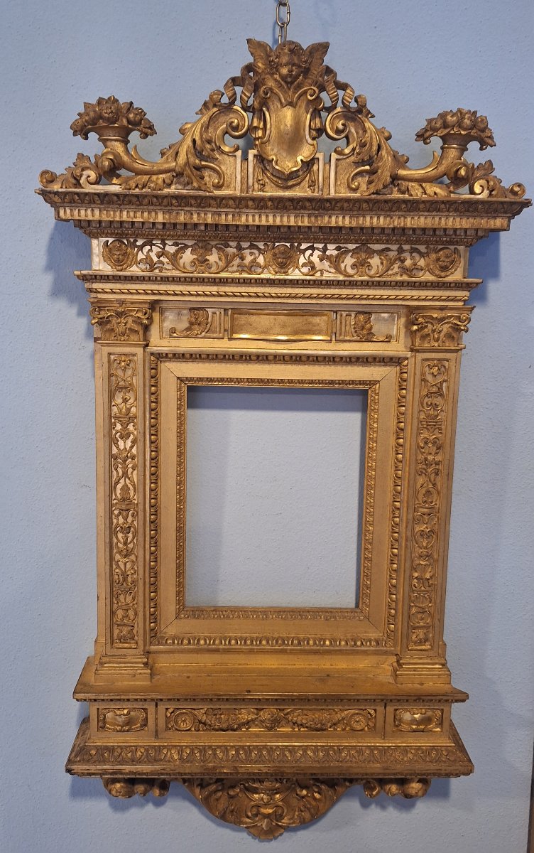 A Carved And Gilded Renaissance-style Newsstand Frame From The 19th Century.
