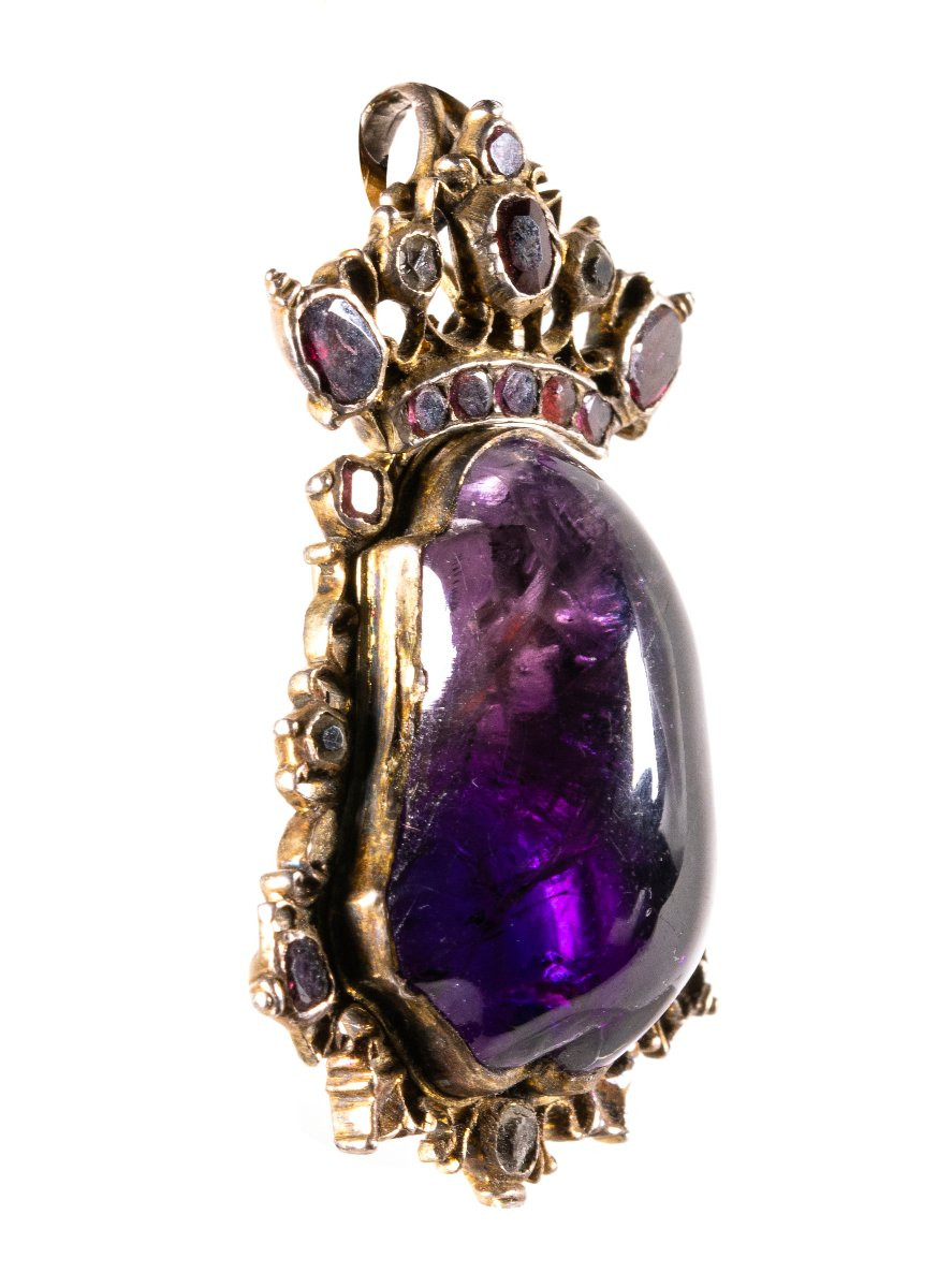 A Late 17th Century Spanish Devotional Pendant.-photo-3