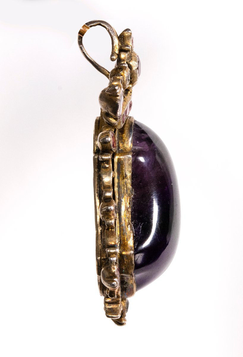 A Late 17th Century Spanish Devotional Pendant.-photo-4