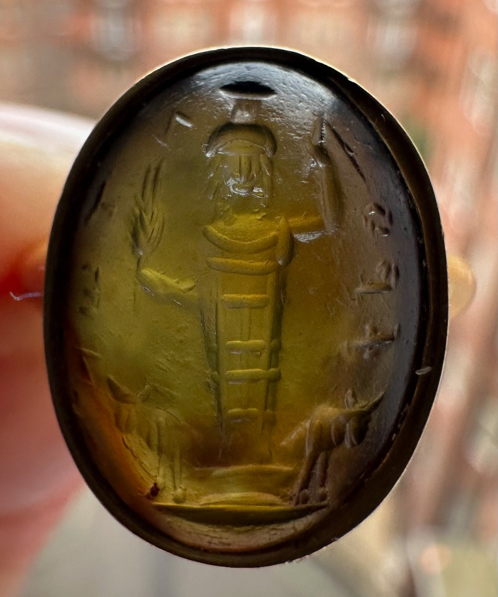 Bague chevalière en or sertie d'une intaille magique romaine en prasium — Jupiter Héliopolitain-photo-2