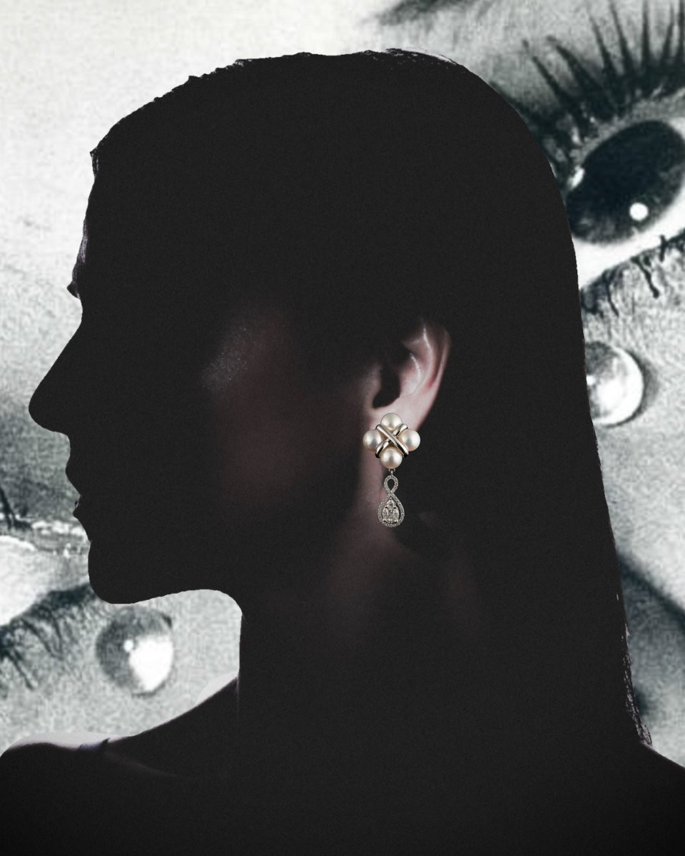 Paire de pendants d'oreille en or gris-photo-4