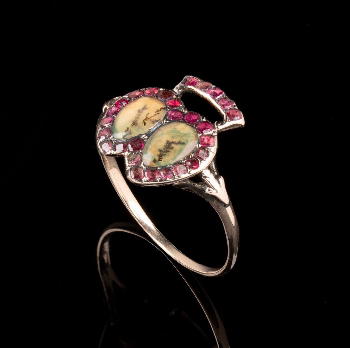 Bague Géorgienne/Début XIXe en or à double cœur — Agate mousse et rubis-photo-3