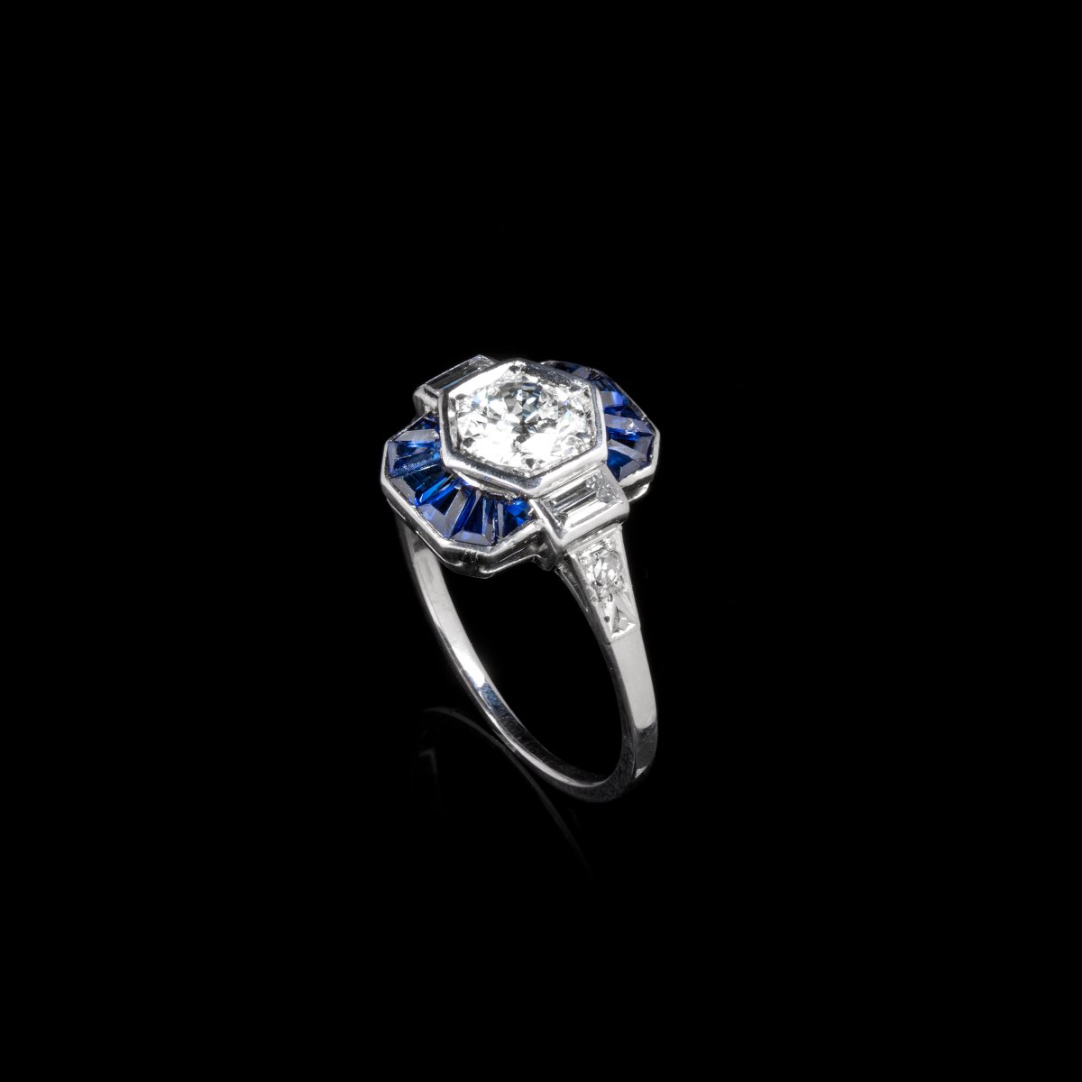An Art Deco Diamond And Sapphire Dress Ring-photo-2