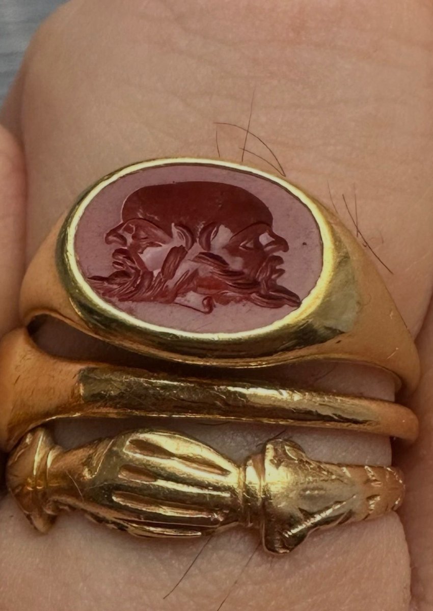 A 22ct Gold Ring Set With A Roman Intaglio On Red Jasper. Gryllos.-photo-4