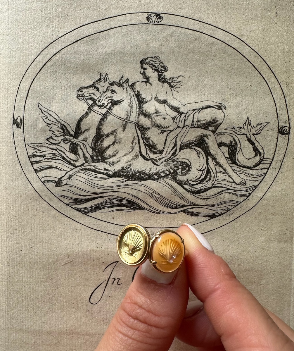 Maison Auclert, Paris. A 18k Gold Ring Set With A Roman Carnelian Intaglio And Its Impression. 
