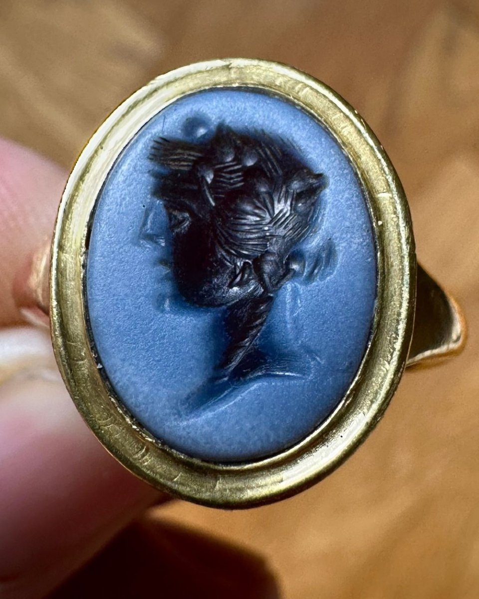 Roman Intaglio On Nicolo Depicting Dionysus, Mounted In A Gold Ring