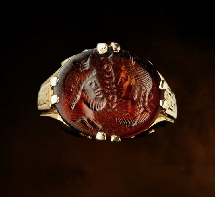 Late 19th/early 20th-century Gold Ring Set With A Roman Intaglio On Sardonyx. Isis And Serapis.-photo-2