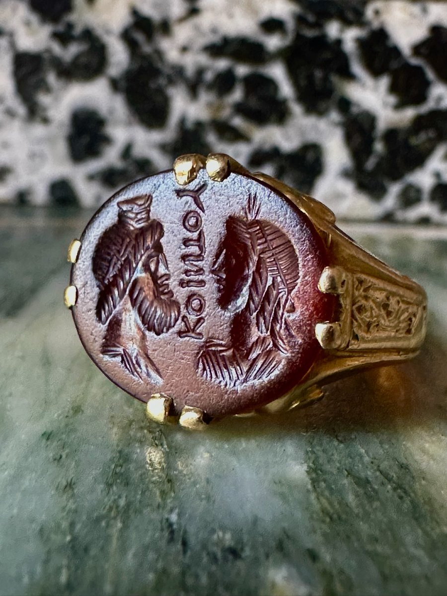 Late 19th/early 20th-century Gold Ring Set With A Roman Intaglio On Sardonyx. Isis And Serapis.