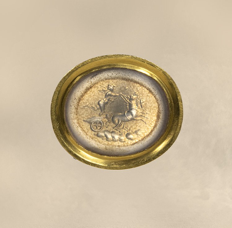 Gold Ring Set With A Neoclassical Intaglio On Chalcedony. The Conquest Of Love.-photo-2