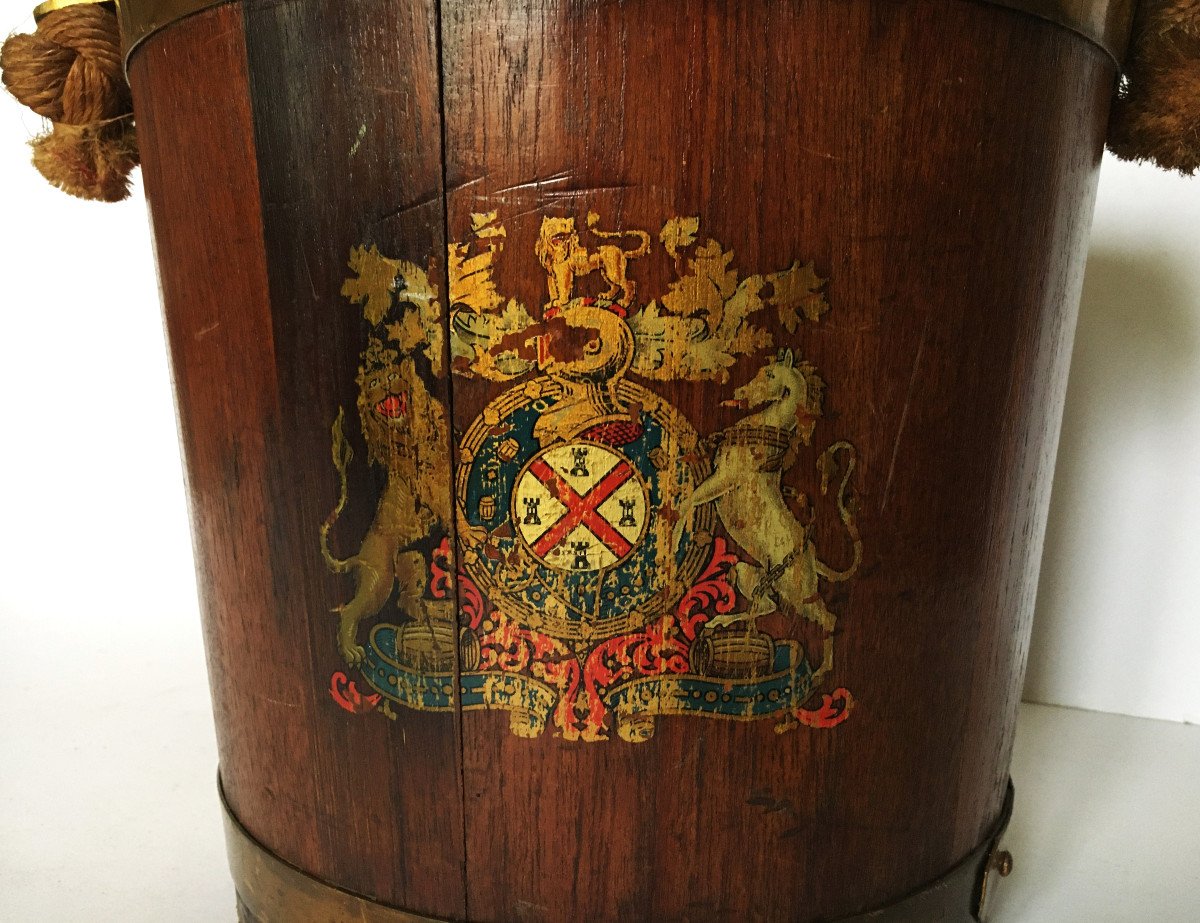 Mahogany Bucket With Coat Of Arms, England 19th Century.-photo-2