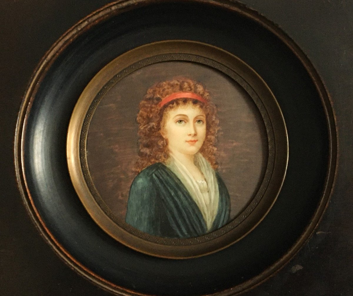 Miniature On Ivory Late 18th Century, Portrait Of A Red-haired Woman.