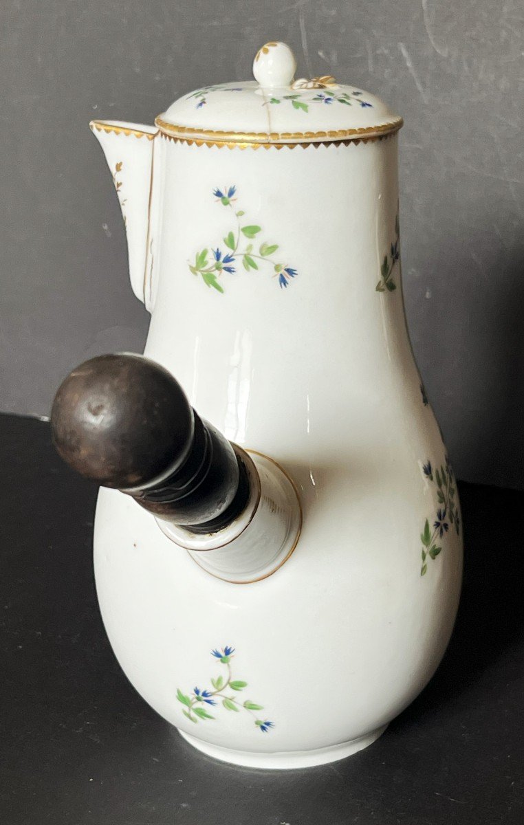 18th Century Chocolate Or Coffee Pot In Paris Porcelain With Cornflower Decor-photo-2