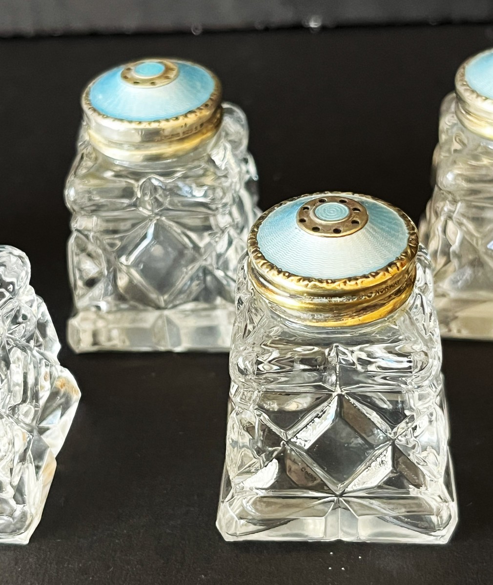 Six Salerons cristal et argent émaillé, Norvège-photo-1
