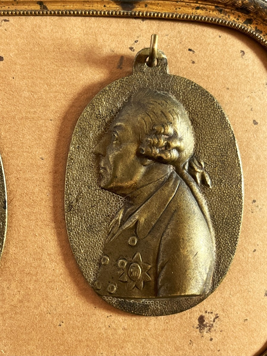 Napoleon Bonaparte And Talleyrand, 2 Bronze Medallions From The 19th Century, Historical Souvenir-photo-3