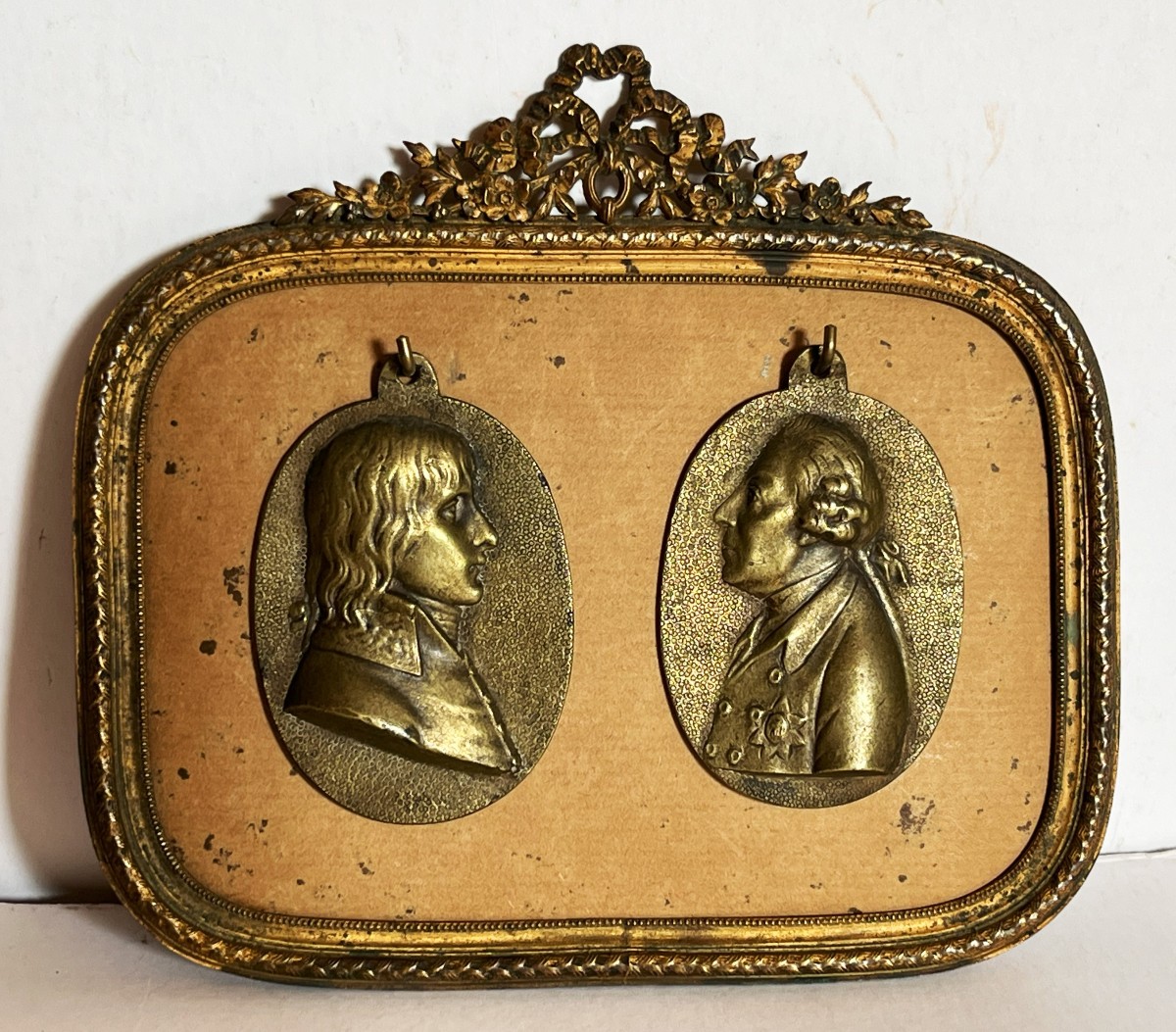 Napoleon Bonaparte And Talleyrand, 2 Bronze Medallions From The 19th Century, Historical Souvenir-photo-1