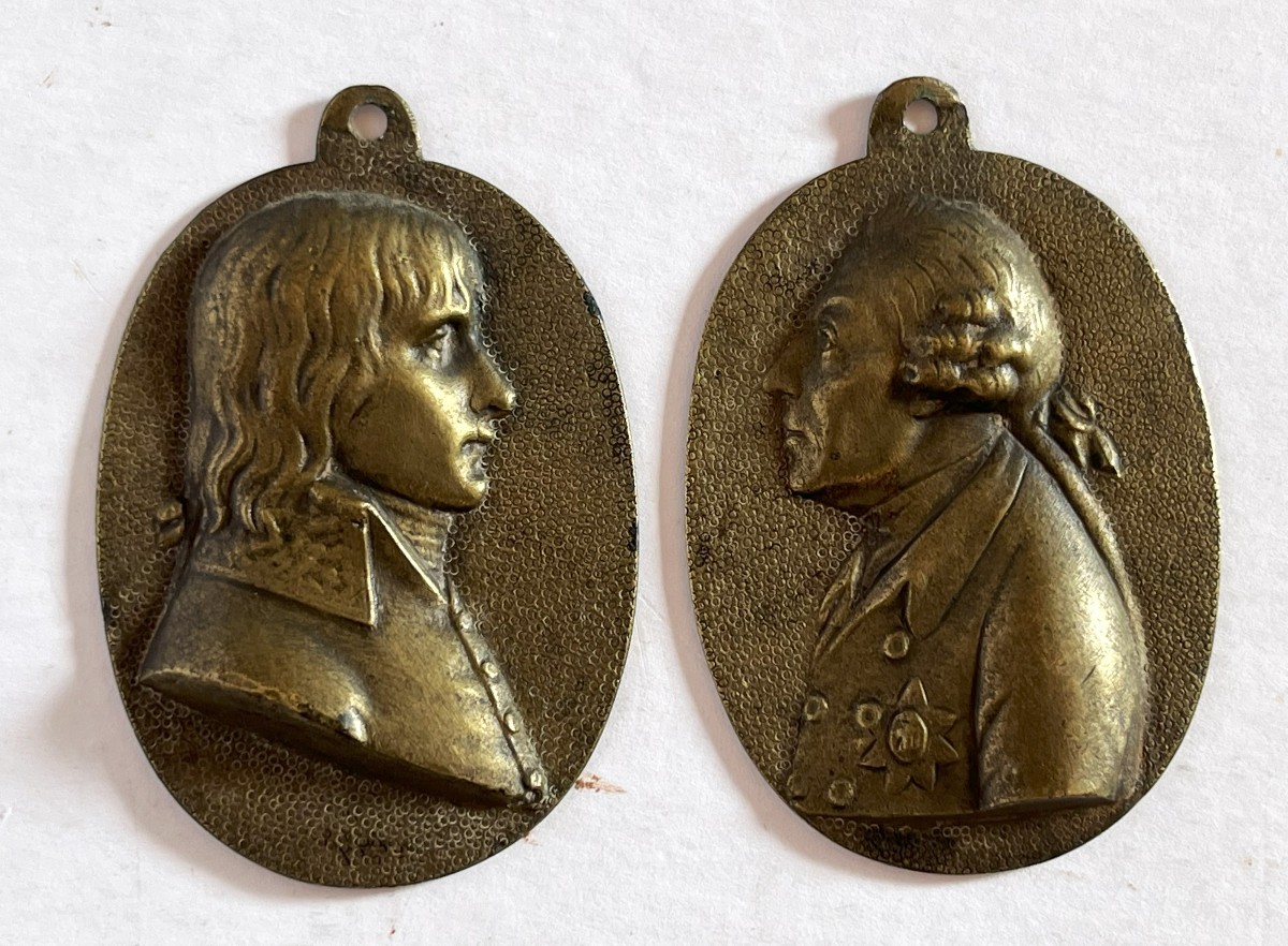 Napoleon Bonaparte And Talleyrand, 2 Bronze Medallions From The 19th Century, Historical Souvenir-photo-2