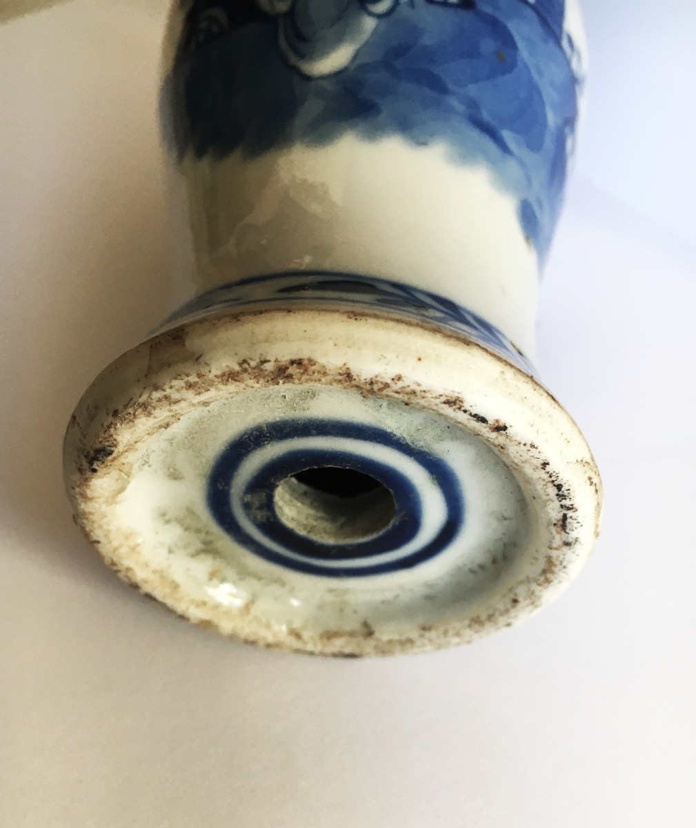 Chine Petit vase d'époque KANGXI  (1654/1722) en porcelaine bleu et blanc-photo-3