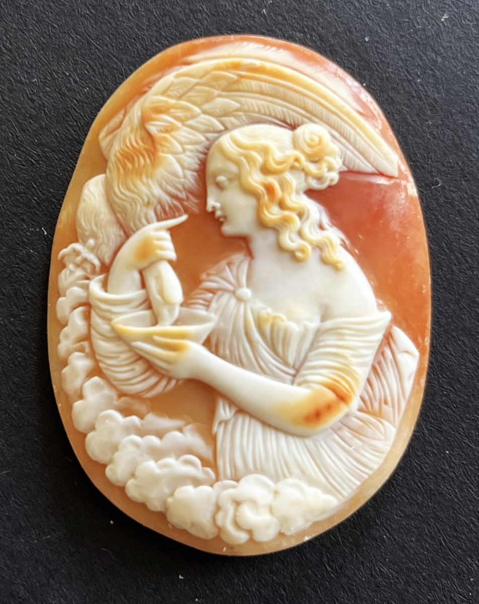 Grand Camée Coquillage, Léda et le Cygne, Italie du 19ème siècle