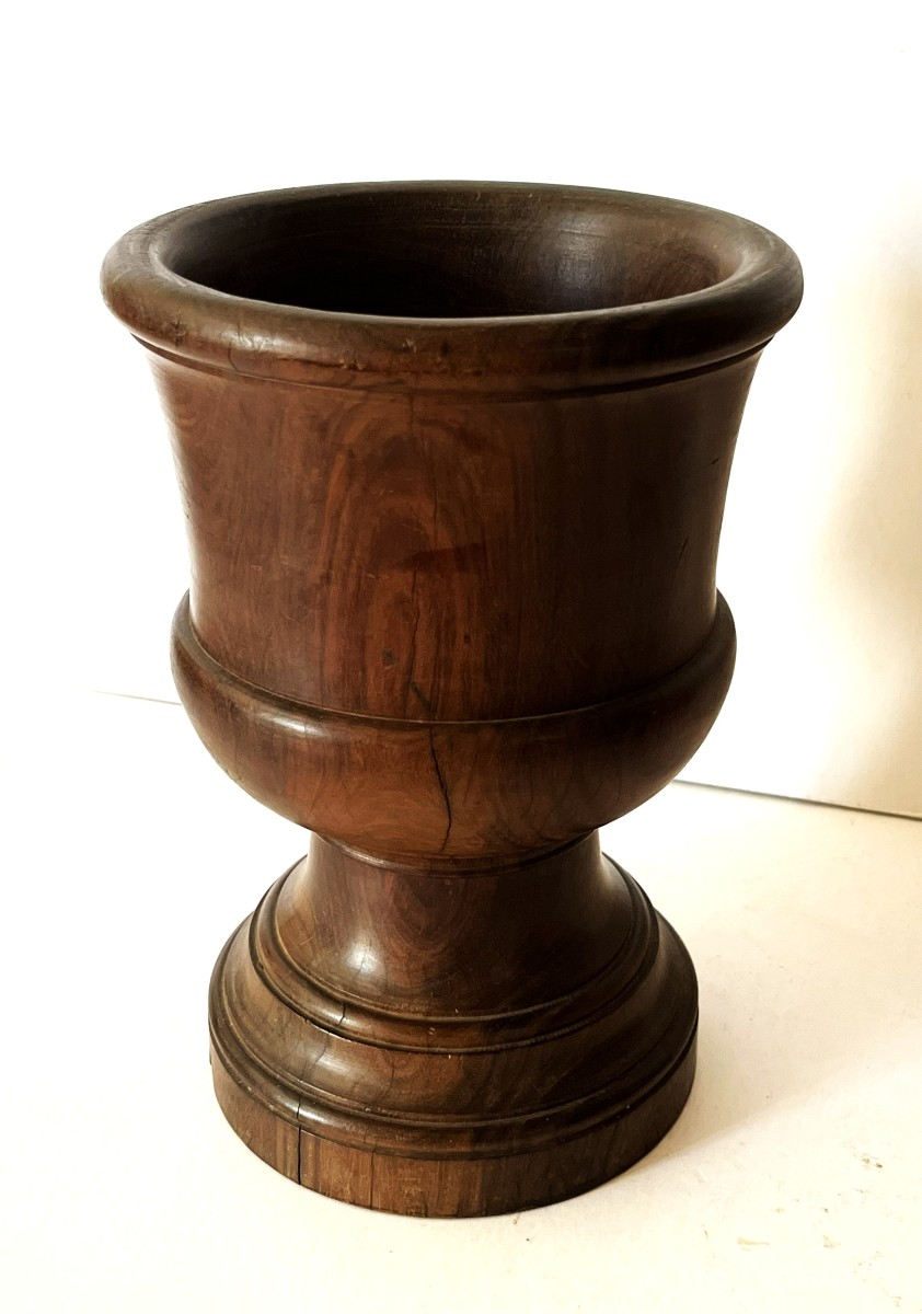 Grand Mortier en Gaïac du XVII ou du XVIII -ème siècle 