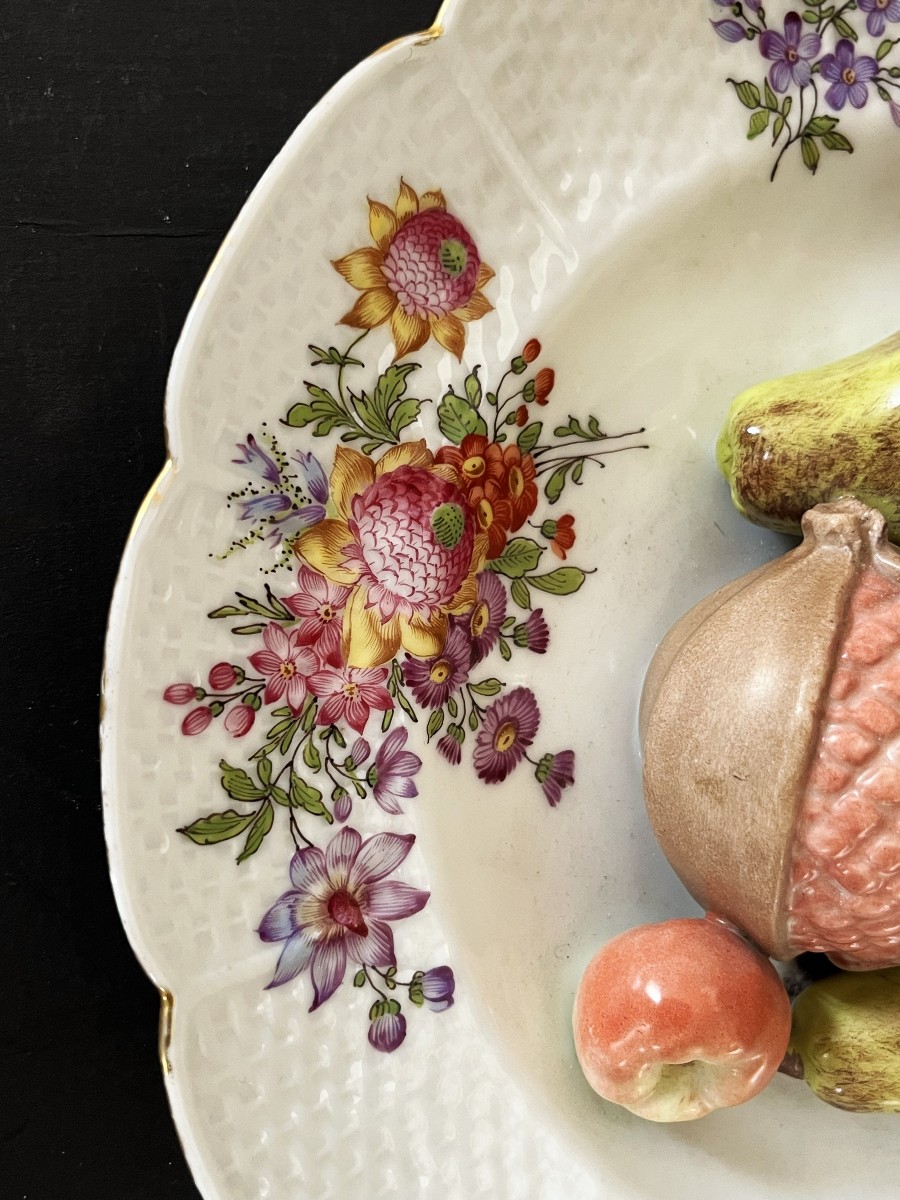 Assiette en trompe l'œil en  porcelaine de  Meissen ? ou Samson ? du 19ème siècle.-photo-3