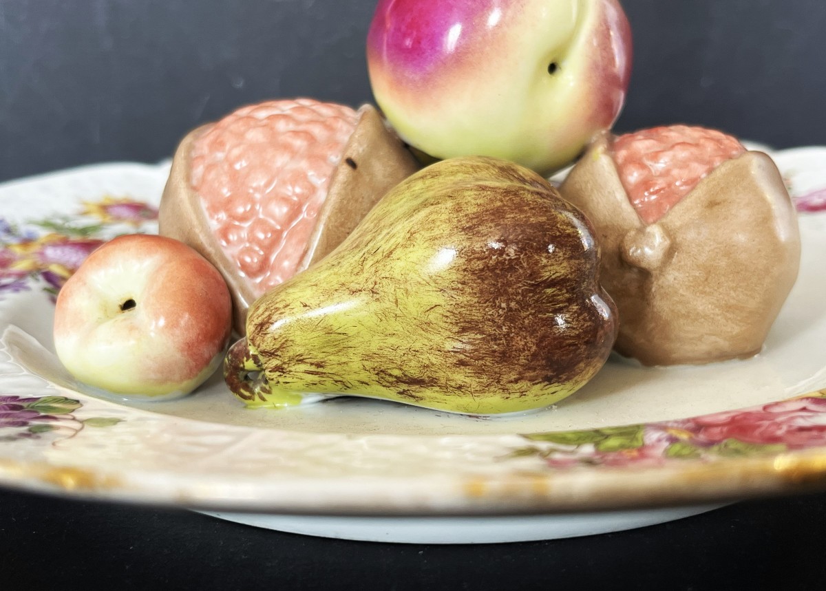 Assiette en trompe l'œil en  porcelaine de  Meissen ? ou Samson ? du 19ème siècle.-photo-1