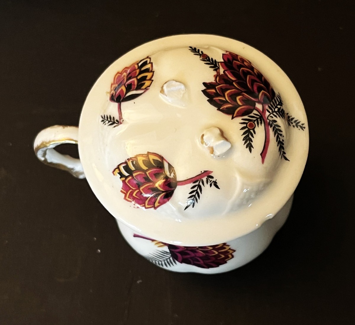 Six Limoges Porcelain Cream Pots Decorated With Pine Cones, With A Tray-photo-5