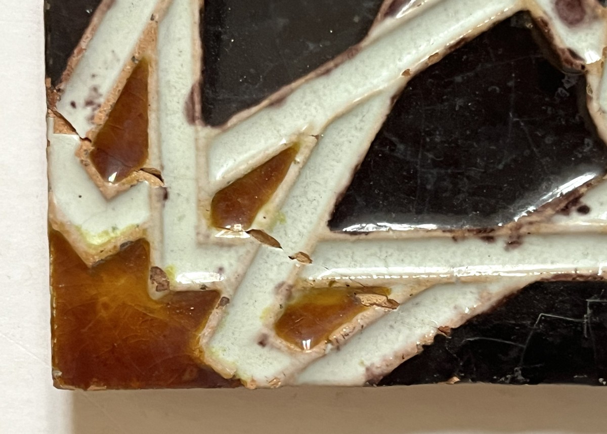 Two Cuenca Y Arista 16th Century Hispano-moorish Tiles, Azulejos-photo-3