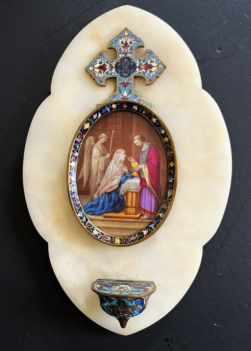 Bénitier en porcelaine peinte, émaux, onyx et bronze, daté 1891