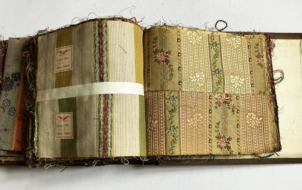 Recueil d'échantillons de tissus des années  30, avec 68 échantillons.-photo-7