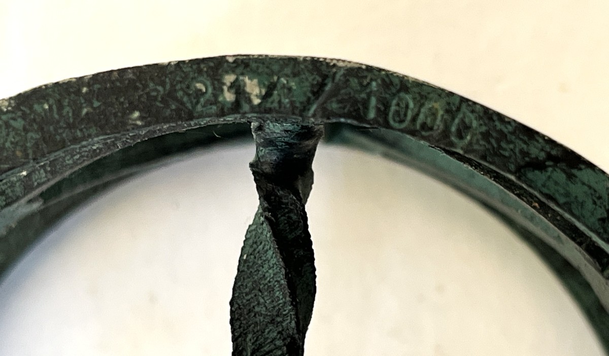 Lampe Berger en métal patiné bronze et verre, numérotée 214/1000-photo-4