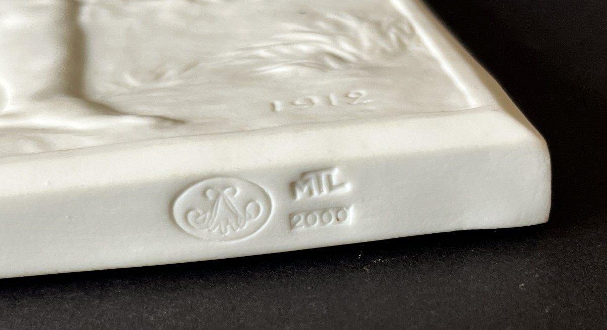 Manufacture Nationale de Sèvres, grand biscuit signé Lebarque 1912, la Nymphe et le faune-photo-3