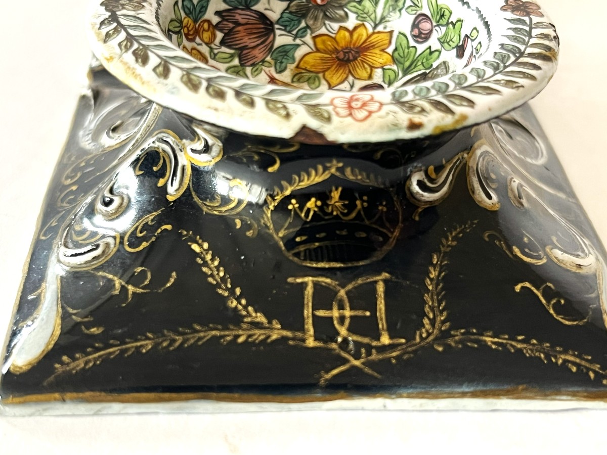 Haute époque, Renaissance, Saleron double en cuivre  émaillé avec couronne du 19ème siècle.-photo-2