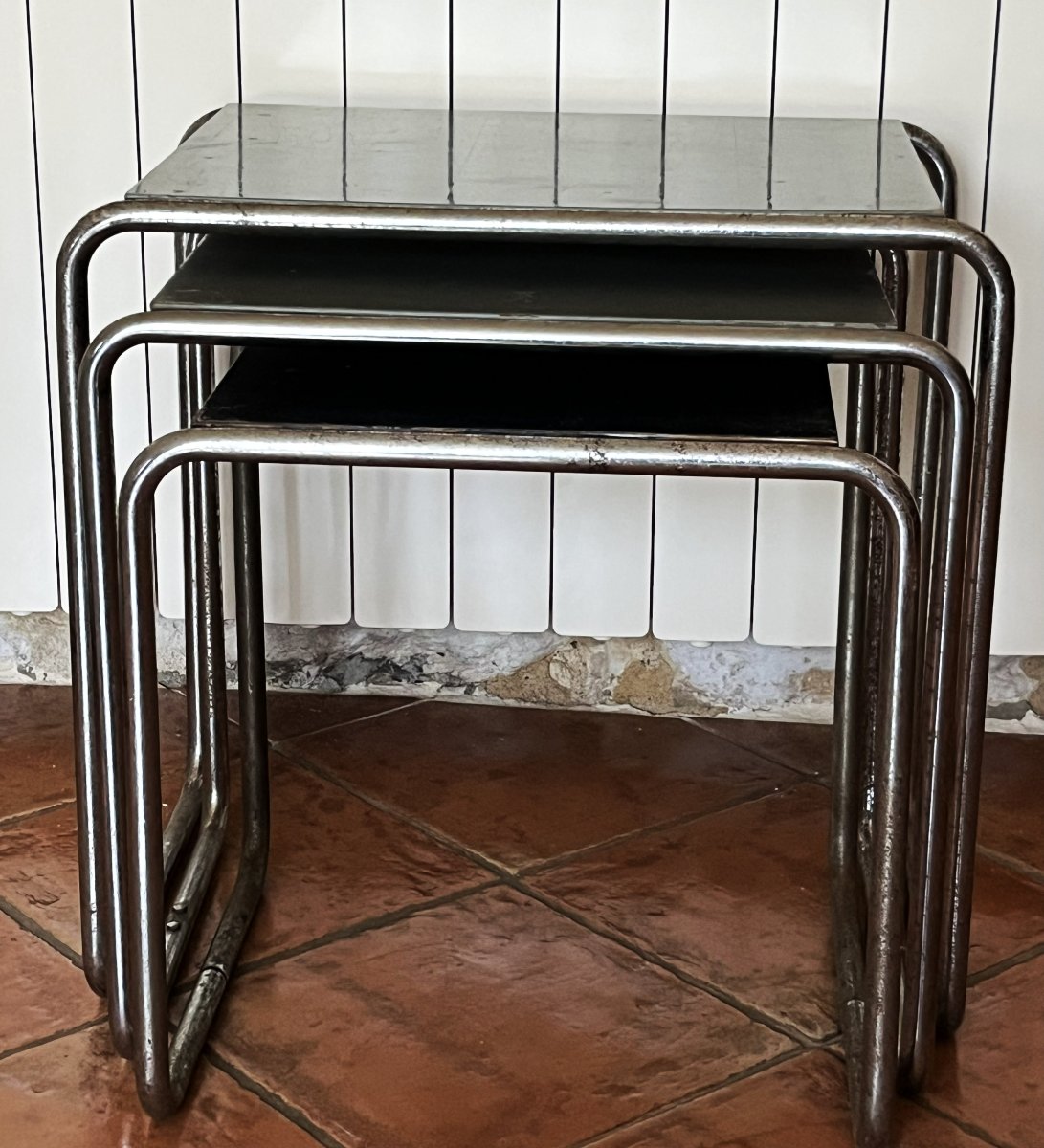 Marcel Breuer édition Thonet, trois tables gigognes des années 1930, Bauhaus-photo-3