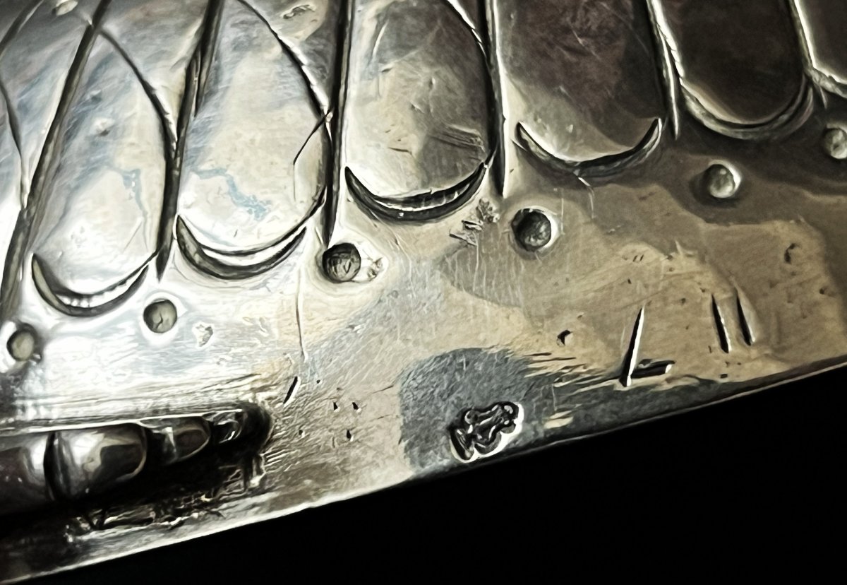 18th-century Silver Tastevin, Paris 1762–1768, With Serpent Motif And Maker's Mark-photo-1