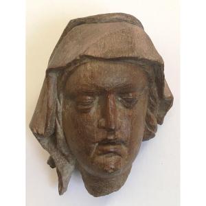 Head Of Virgin Or Saint From The 16th Century In Carved Oak, Haute Epoque.