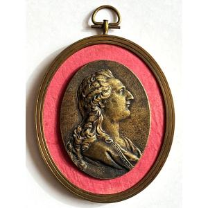 Louis XVI Bronze Medallion From The 18th Century