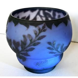 Richard, vase Art nouveau en verre multicouche dégagé à l'acide