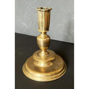 Grand Bougeoir haute époque du XVI ème siècle en bronze