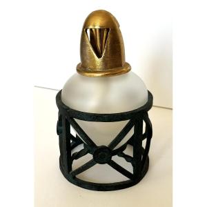 Lampe Berger en métal patiné bronze et verre, numérotée 214/1000