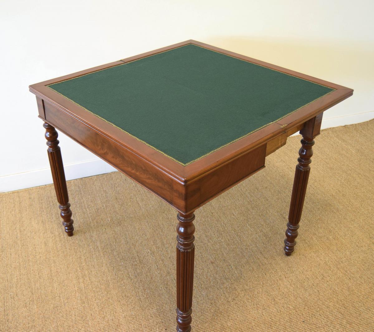 Mahogany Game Table-photo-3